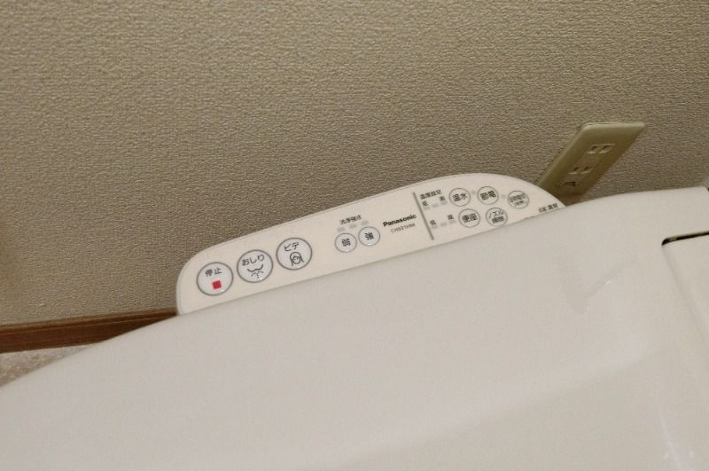 y̑ݔz@^Cv