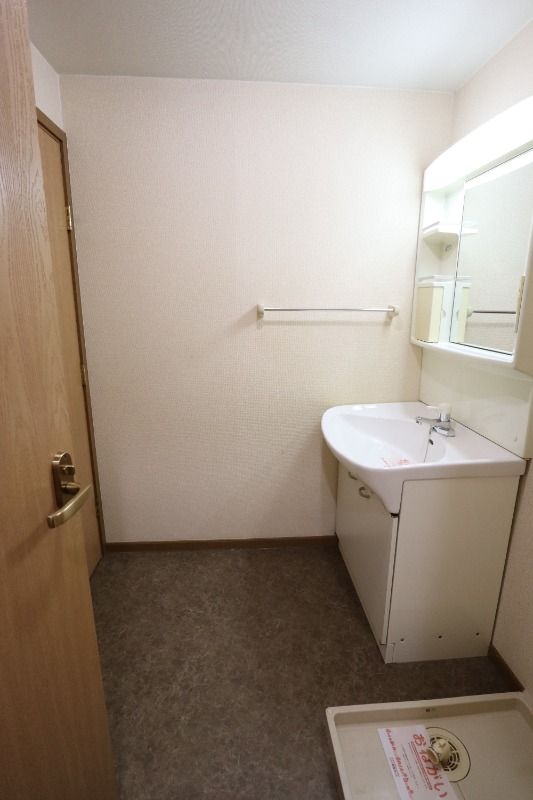 �y���ʏ��z�@