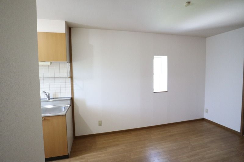 �y�����E���r���O�z�@