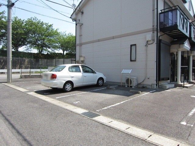yԏz@