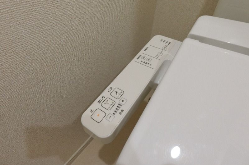 y̑ݔz@^Cv