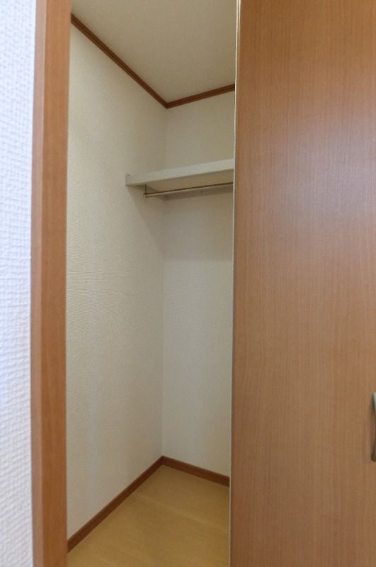 �y���[�z�@�E�H�[�N�C���N���[�[�b�g