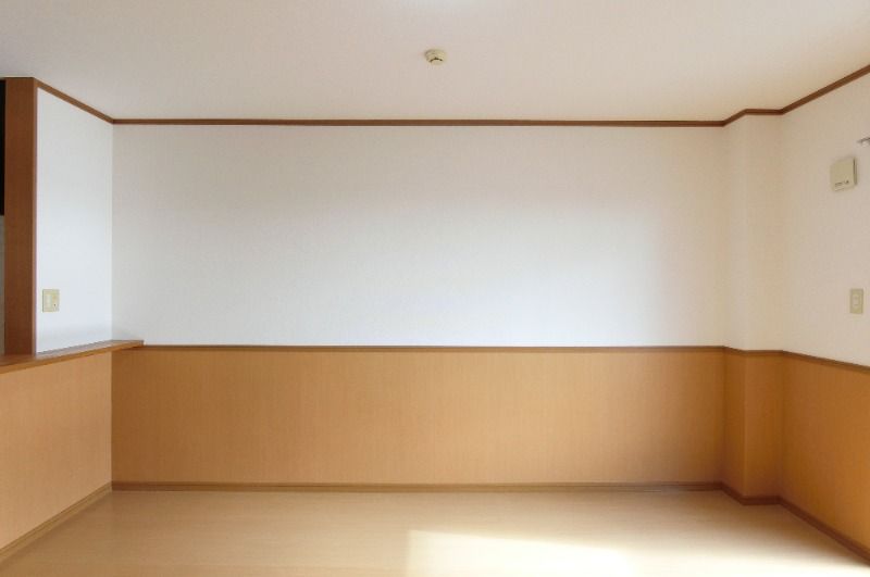 �y�����E���r���O�z�@