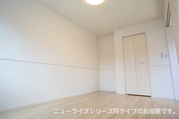 y̑EXy[Xz@^Cv