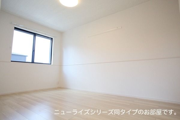 y̑EXy[Xz@^Cv