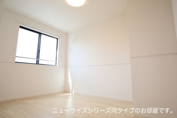 y̑EXy[Xz@^Cv