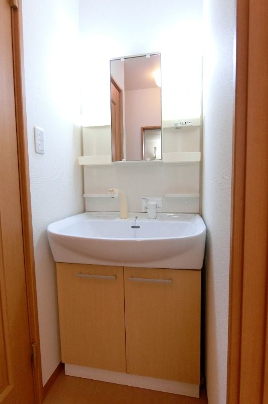 �y���ʏ��z�@