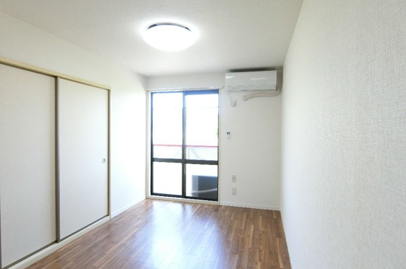 �y���̑������E�X�y�[�X�z�@